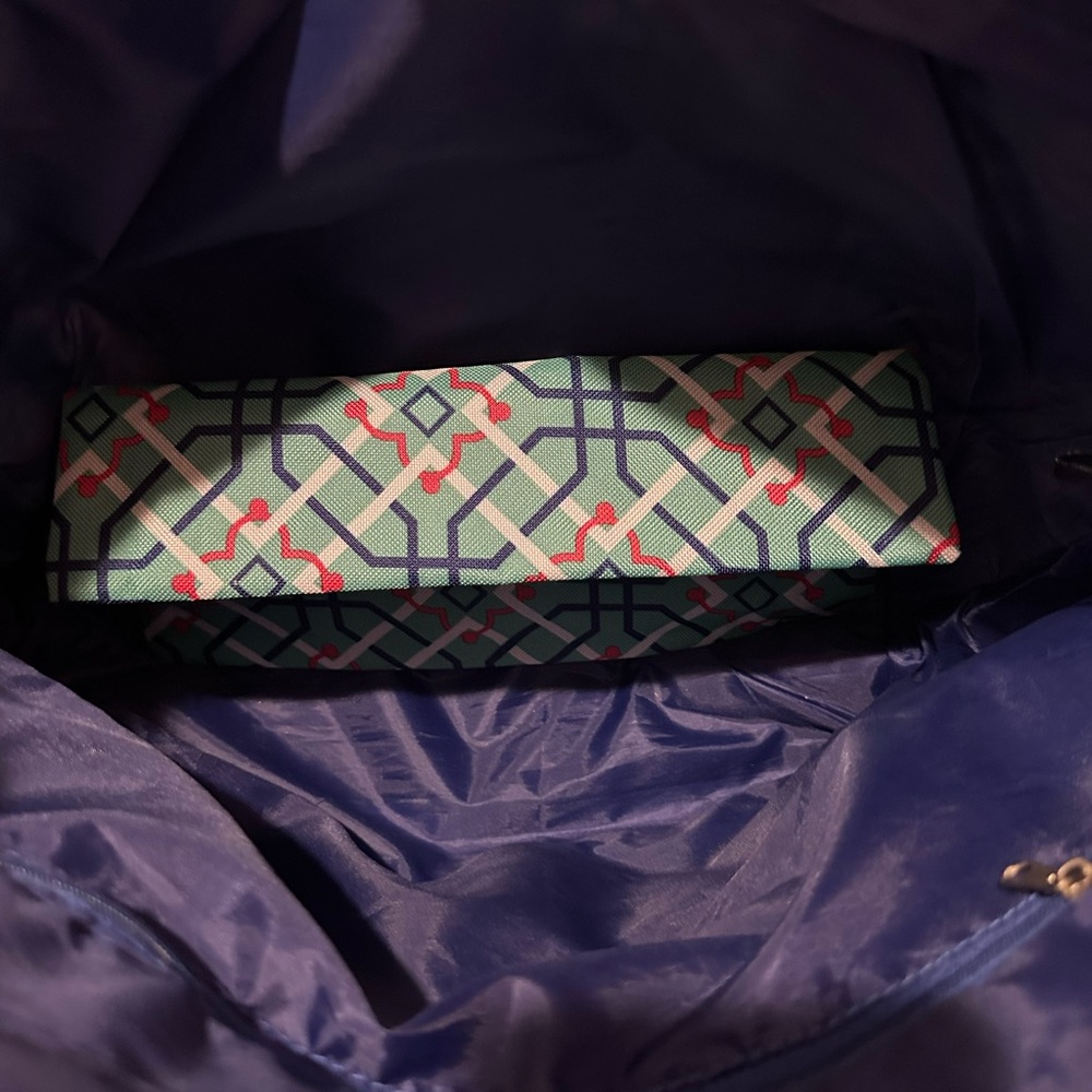 Geometric Patterned Tote Bag - Picture 2 of 4
